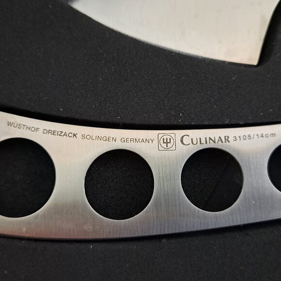 Wusthof Cheese Knives Set of 3 in Aluminum Padded Case - Perfect Condition - Picture 5 of 7